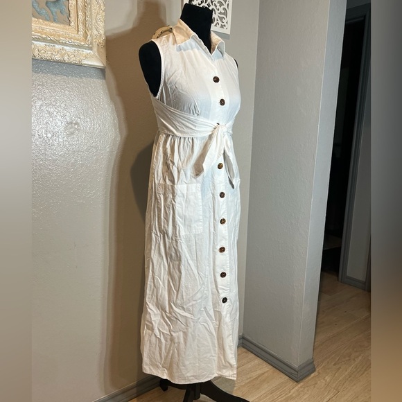 Rabbit Rabbit Rabbit White Button-Front Maxi Dress - Picture 10 of 15